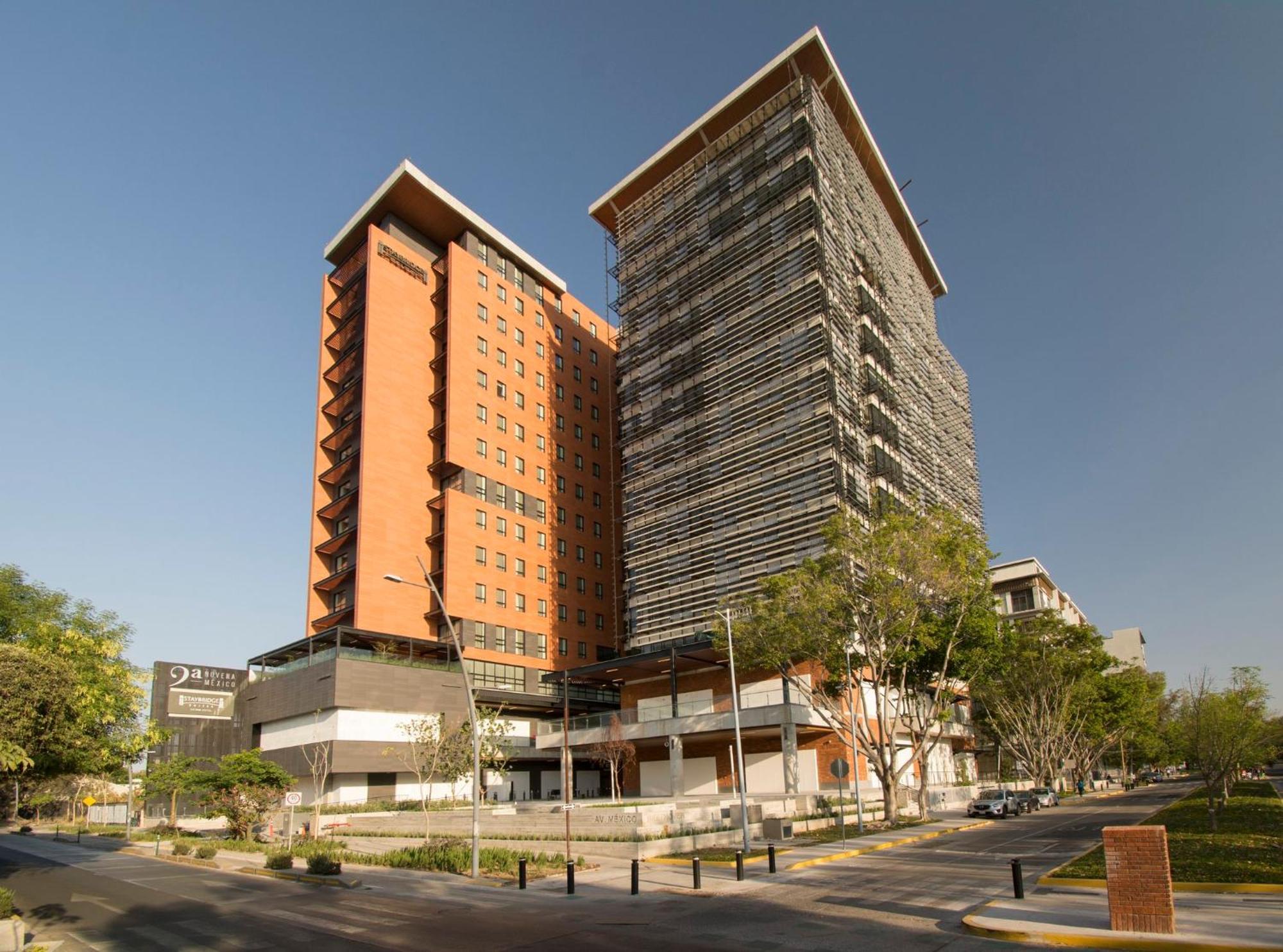 Staybridge Suites - Guadalajara Novena By Ihg Buitenkant foto