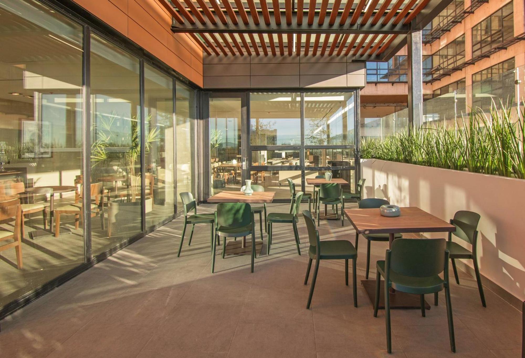 Staybridge Suites - Guadalajara Novena By Ihg Buitenkant foto